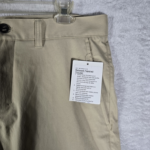 Lululemon Pants Mens 34x28 Beige Relaxed Tapered Soft Twill Trouser Logo NWT - Picture 3 of 12